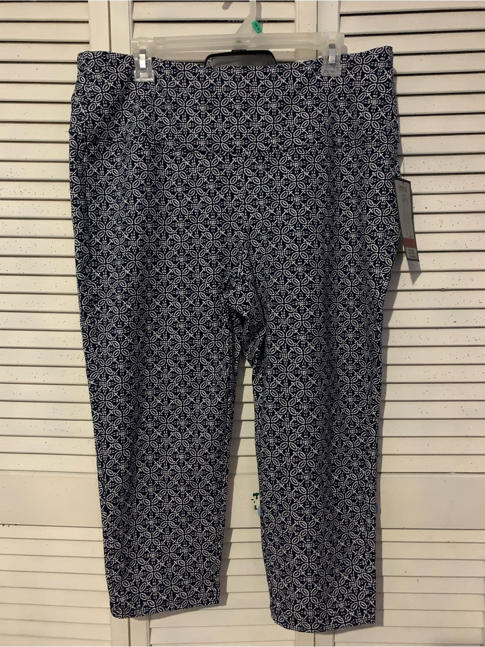 intro. Navy and White Geometric Capri Leggings With Revolutionary Tummy Control